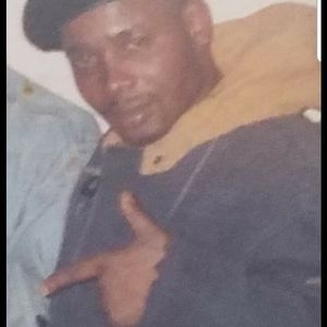 Meet your Posher, Regis